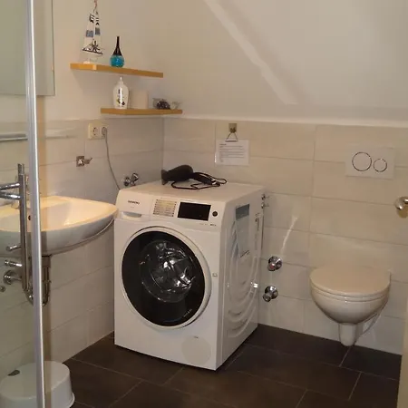 Apartment In Ruhiger Lage Und Mit Balkon - Solamar Og